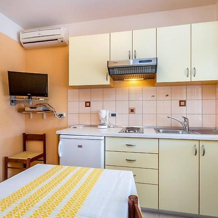Apartments Nevija Medulin Extérieur photo