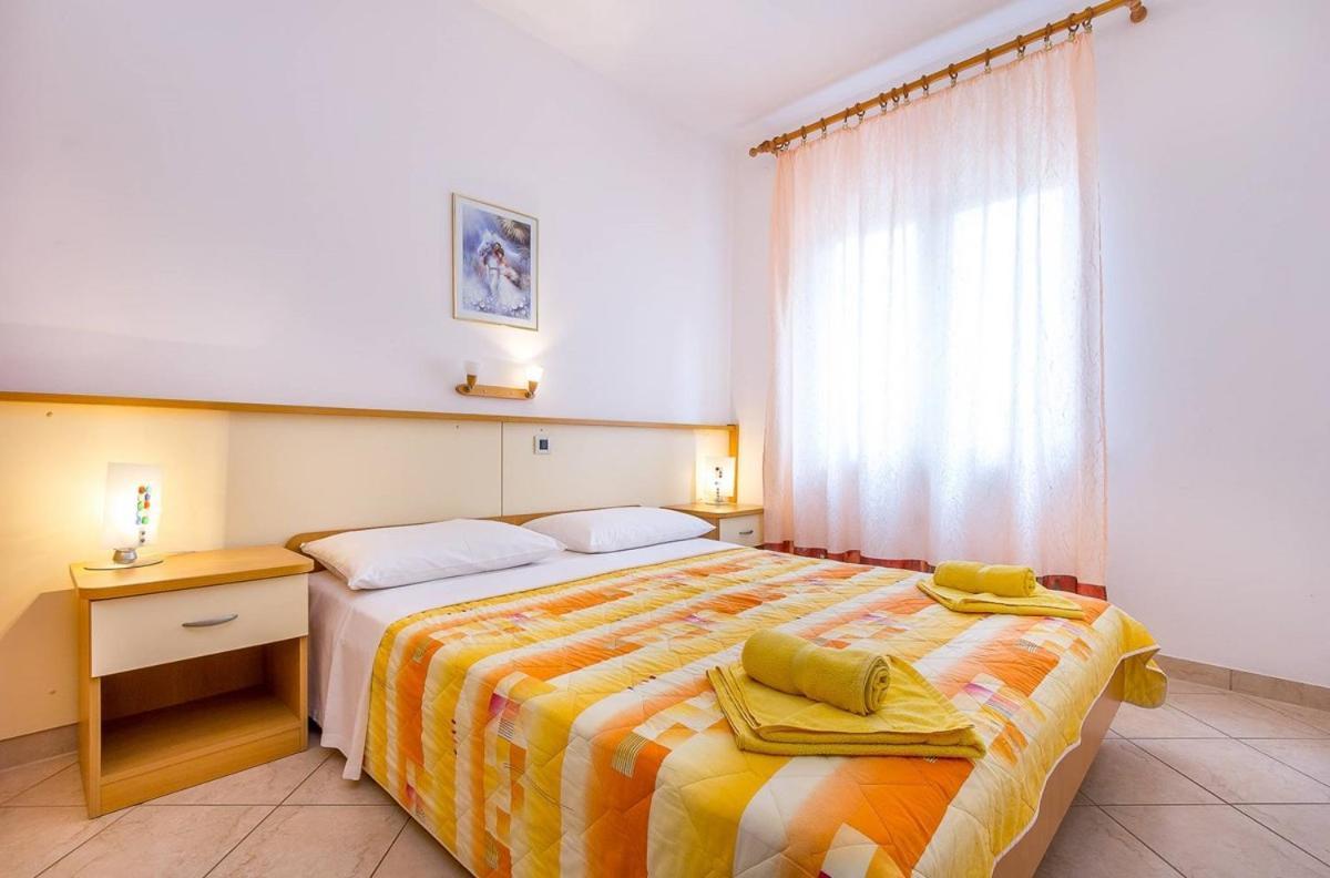 Apartments Nevija Medulin Extérieur photo