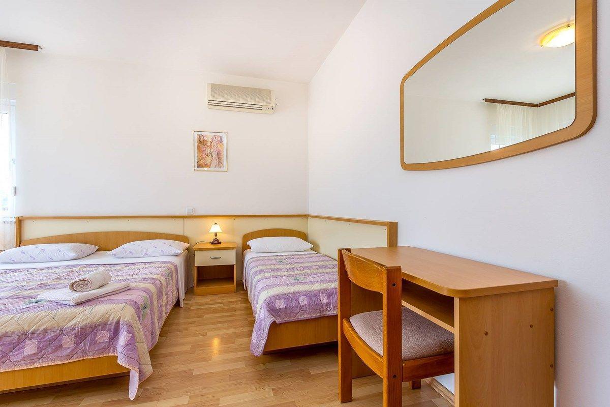 Apartments Nevija Medulin Extérieur photo